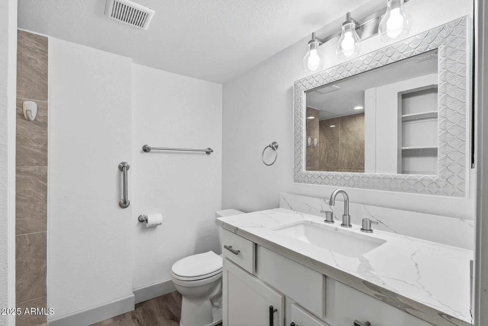 258 W MAYA Drive
