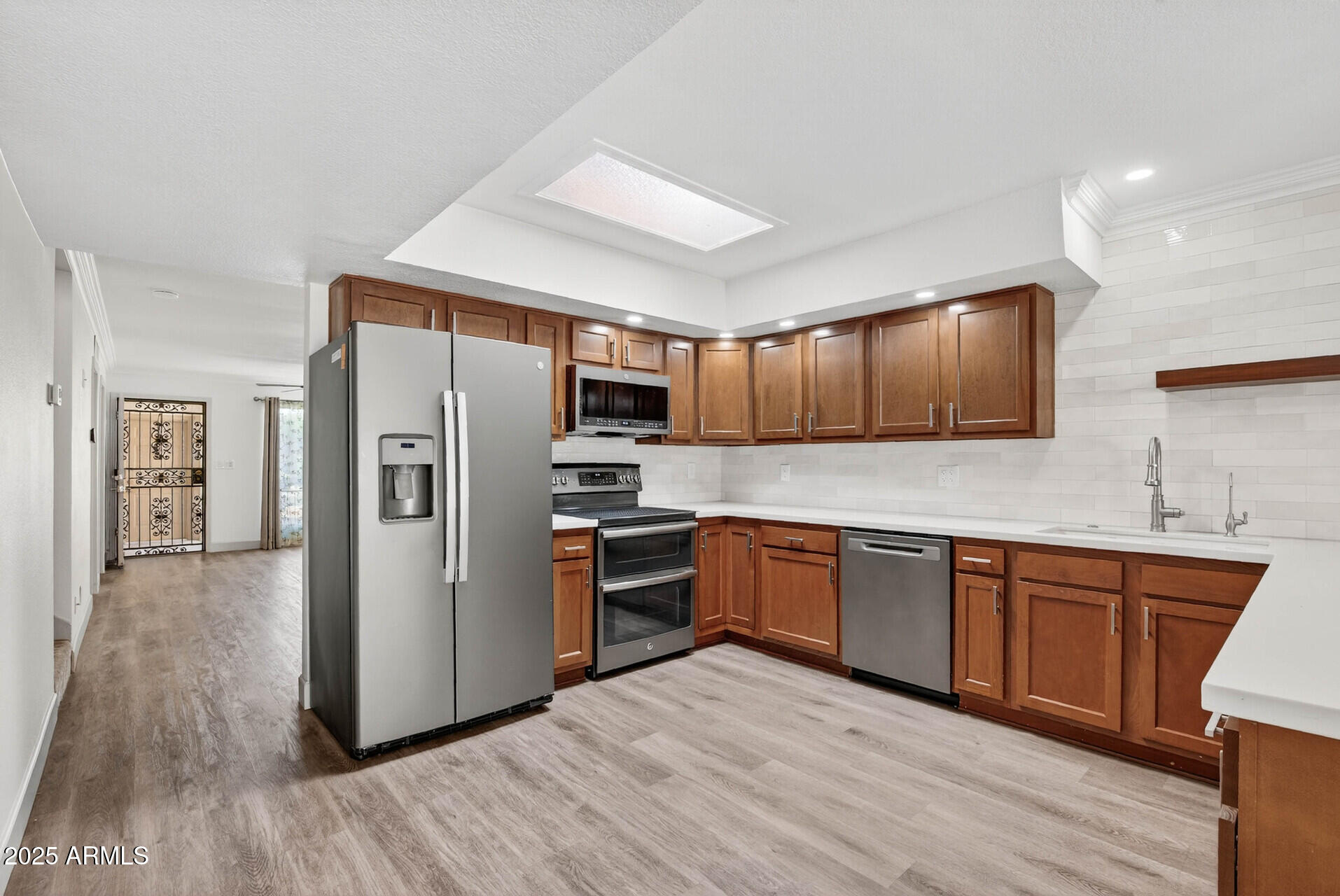 258 W MAYA Drive