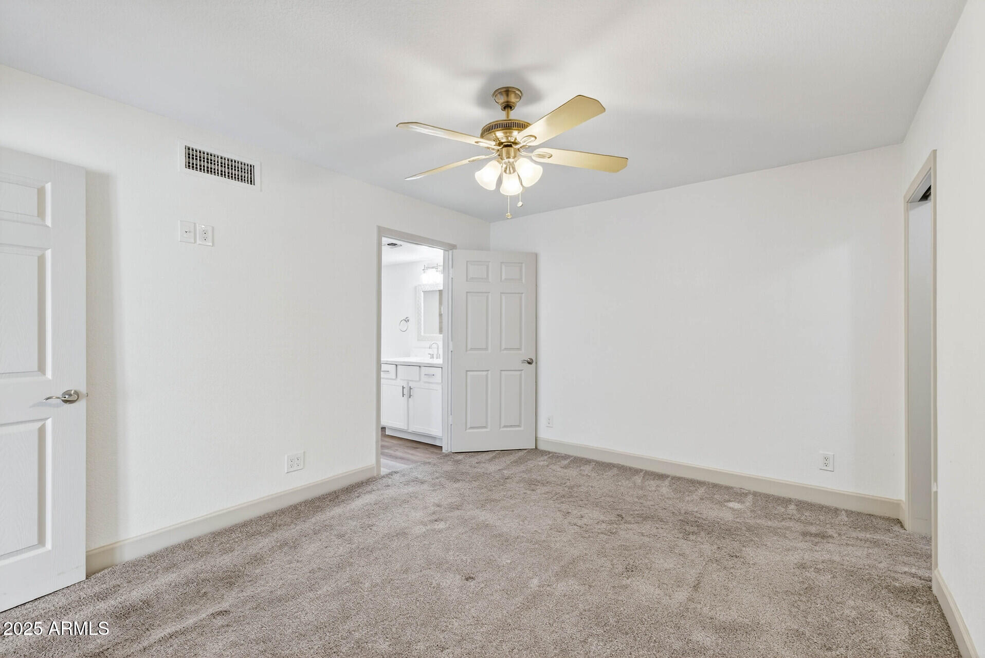 258 W MAYA Drive
