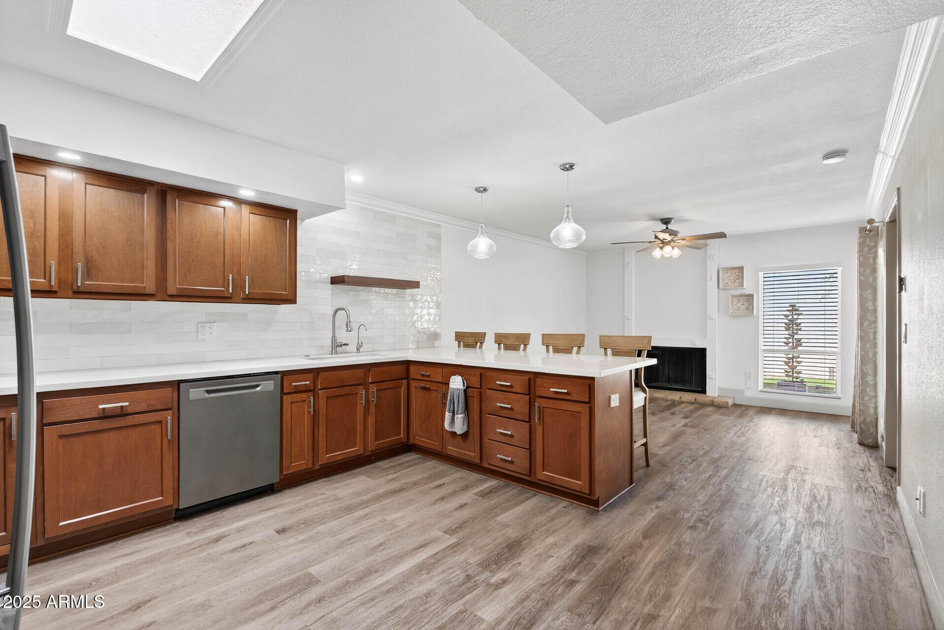258 W MAYA Drive