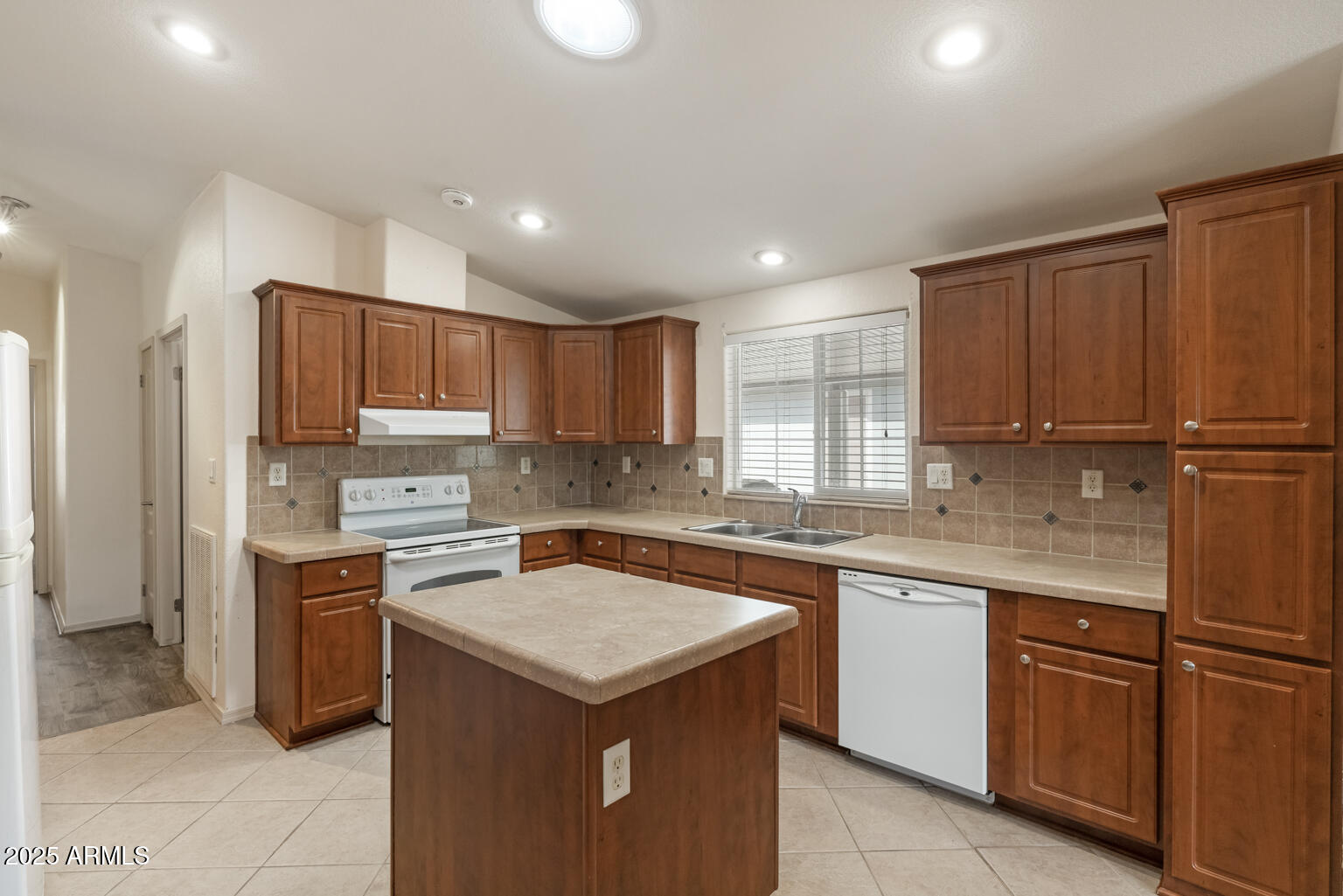 1706 E John Cabot Road