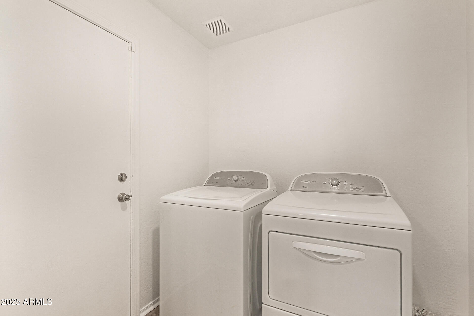 45542 W GUILDER Avenue