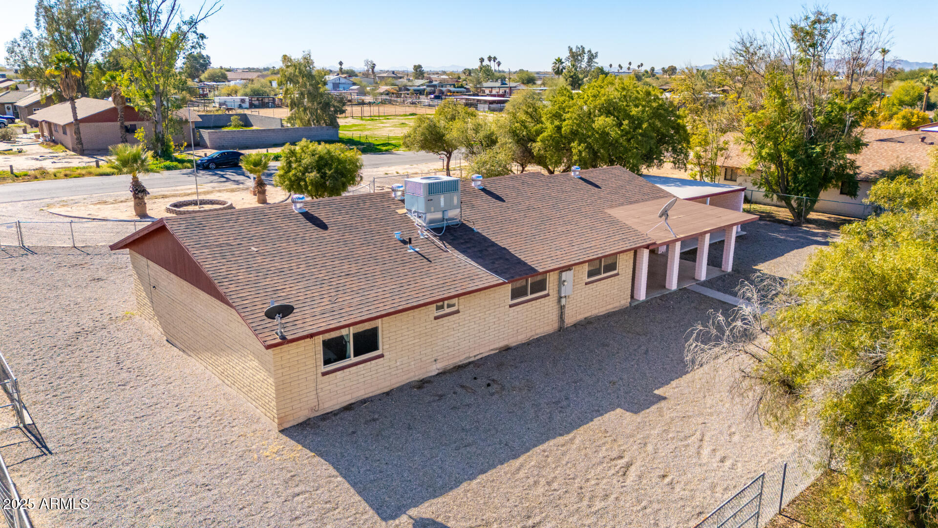 266 W CALLE TUBERIA