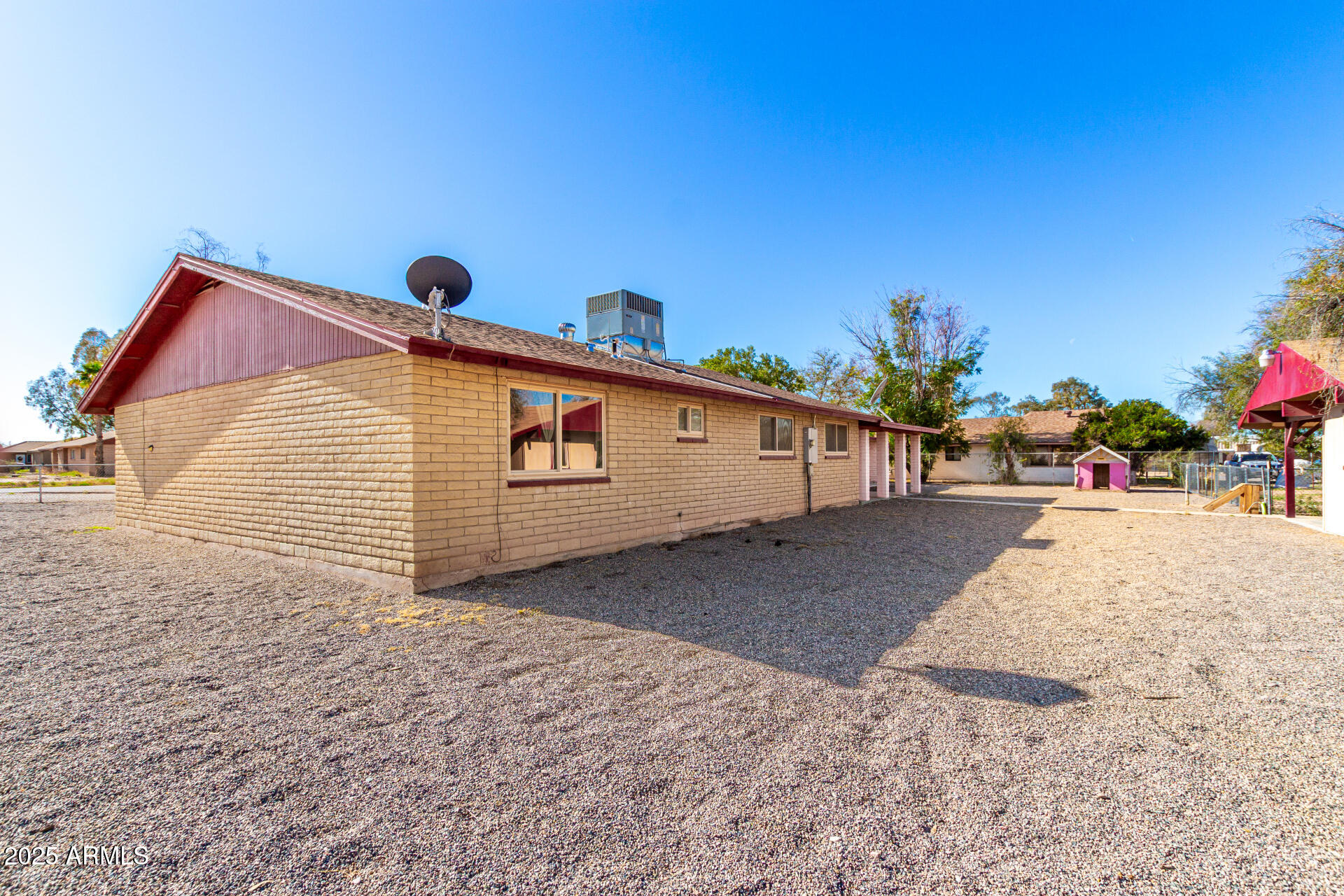 266 W CALLE TUBERIA