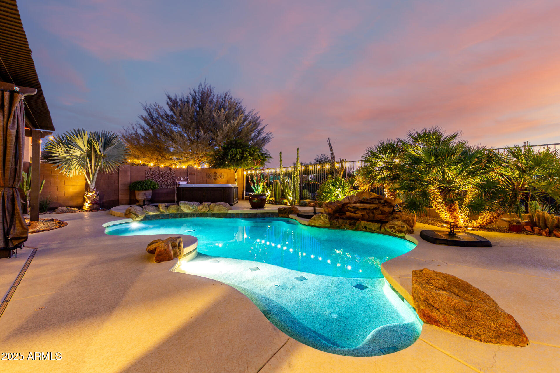 17869 W VERDIN Road