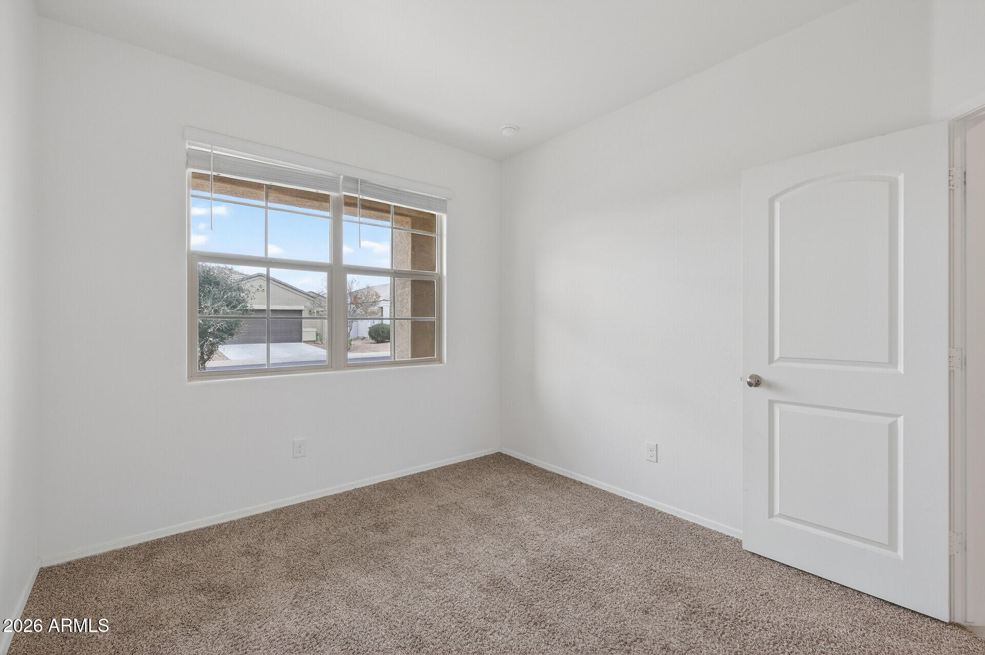 25641 W WINSTON Drive