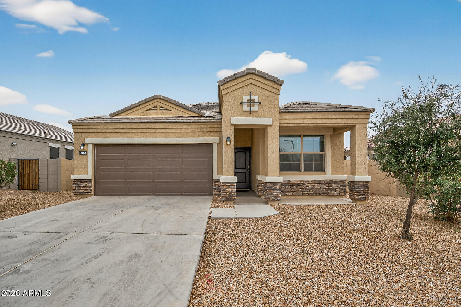 25641 W WINSTON Drive