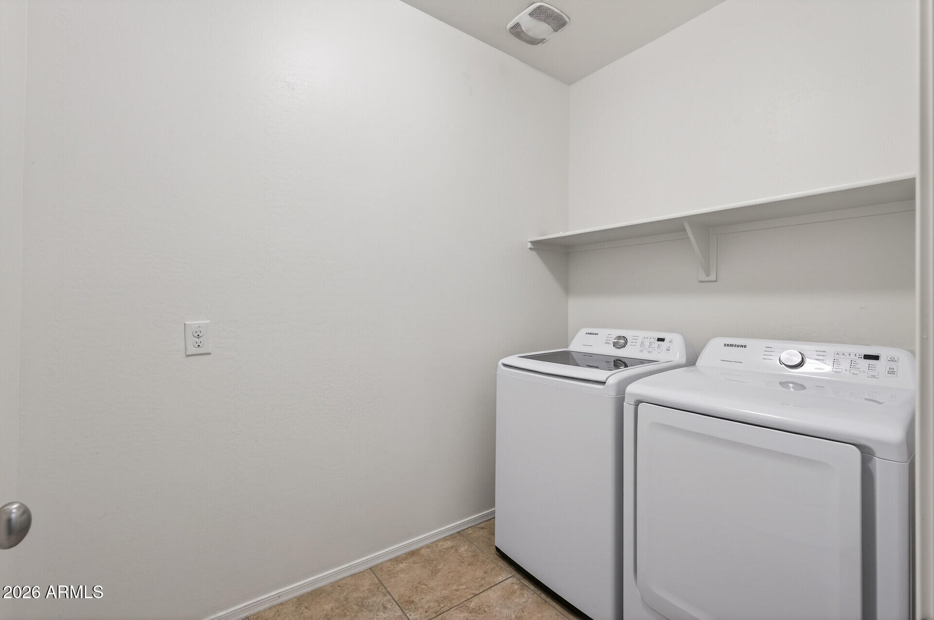 25641 W WINSTON Drive