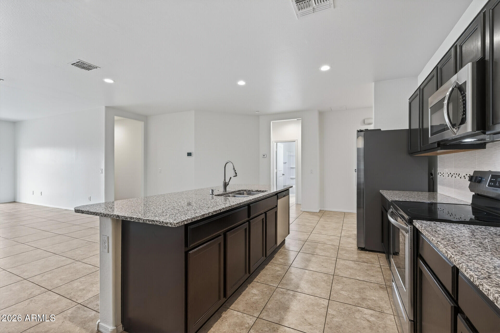 25641 W WINSTON Drive