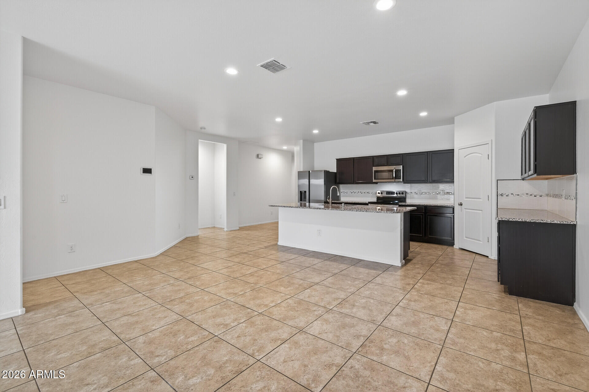 25641 W WINSTON Drive