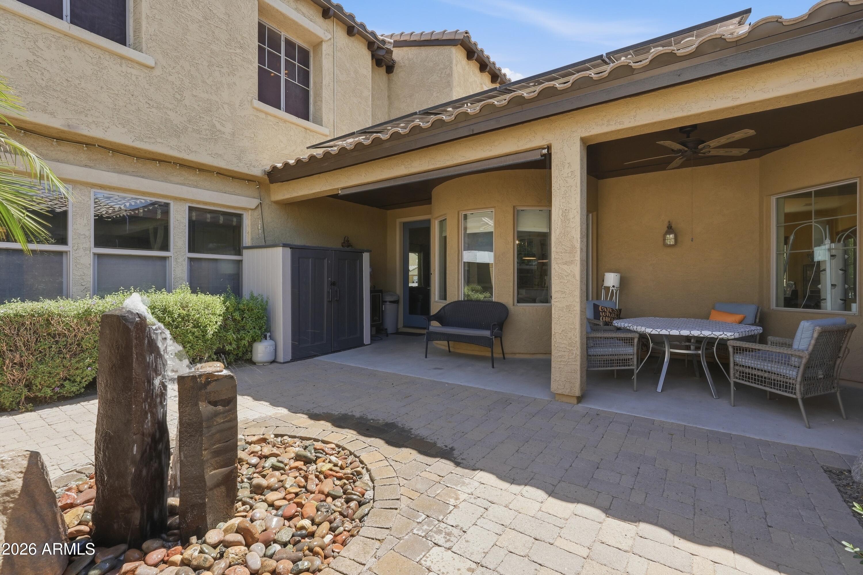 2877 N Heritage Street