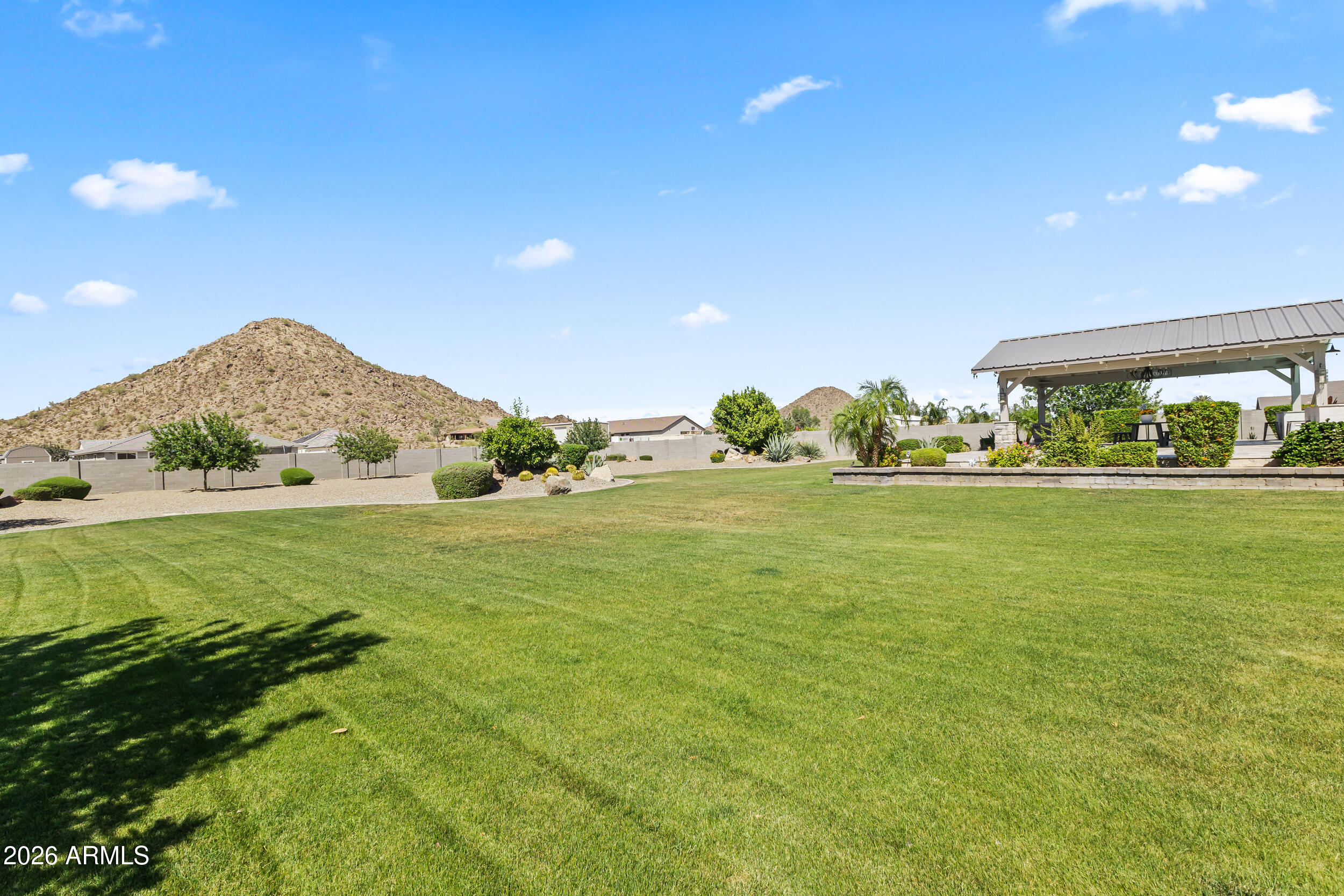 1648 W GAIL Road