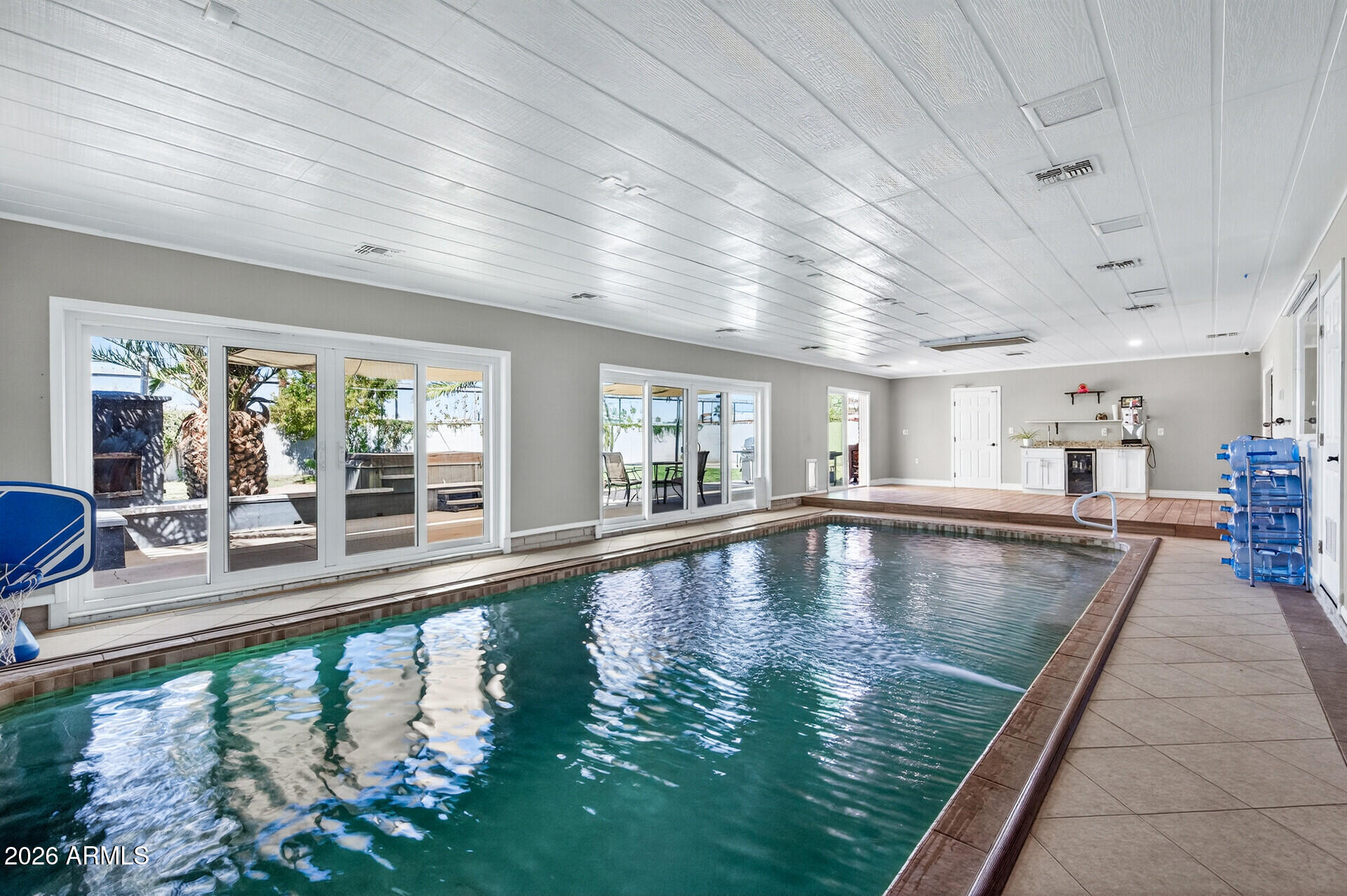3710 E ARBOR Circle