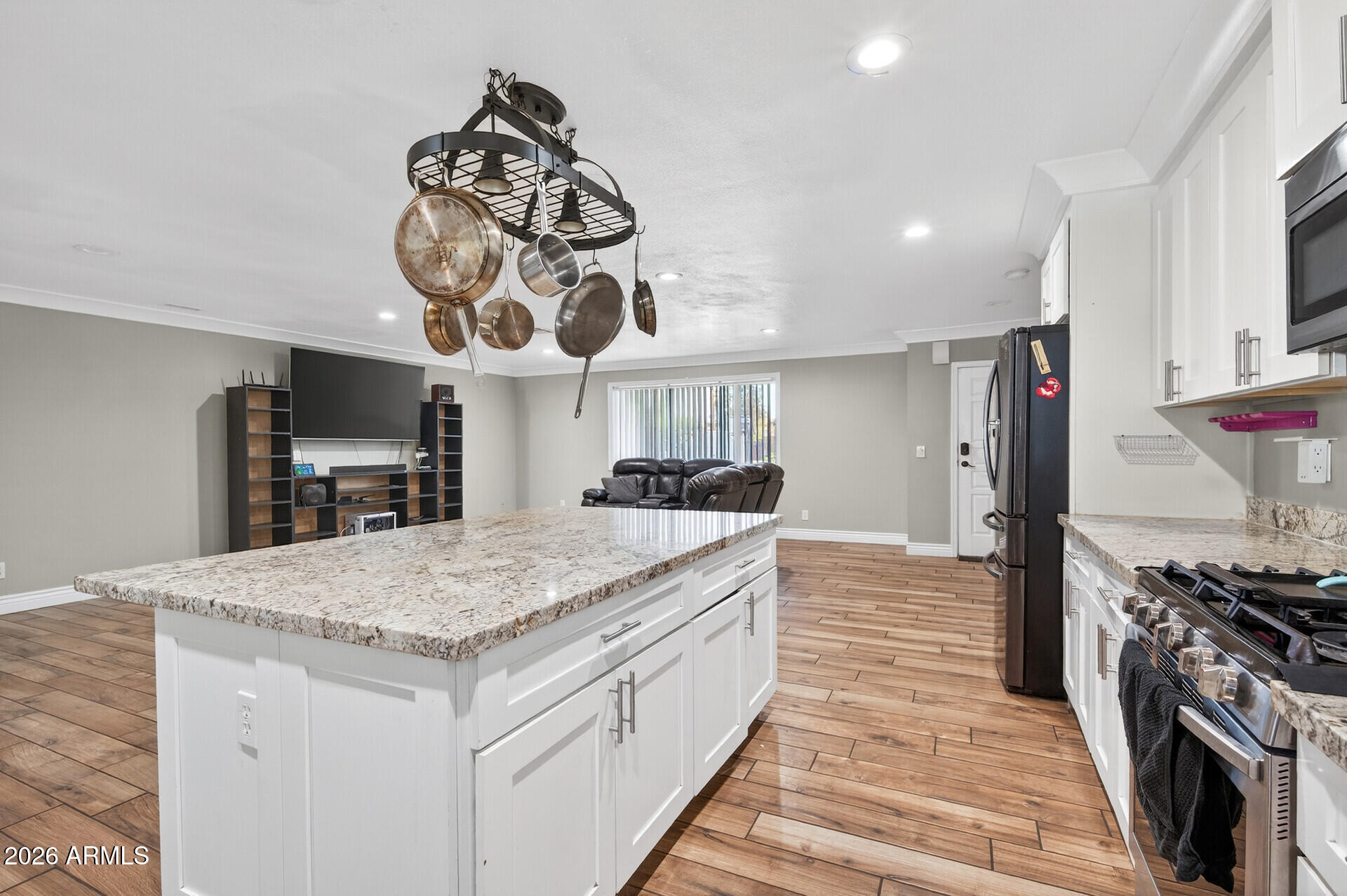 3710 E ARBOR Circle