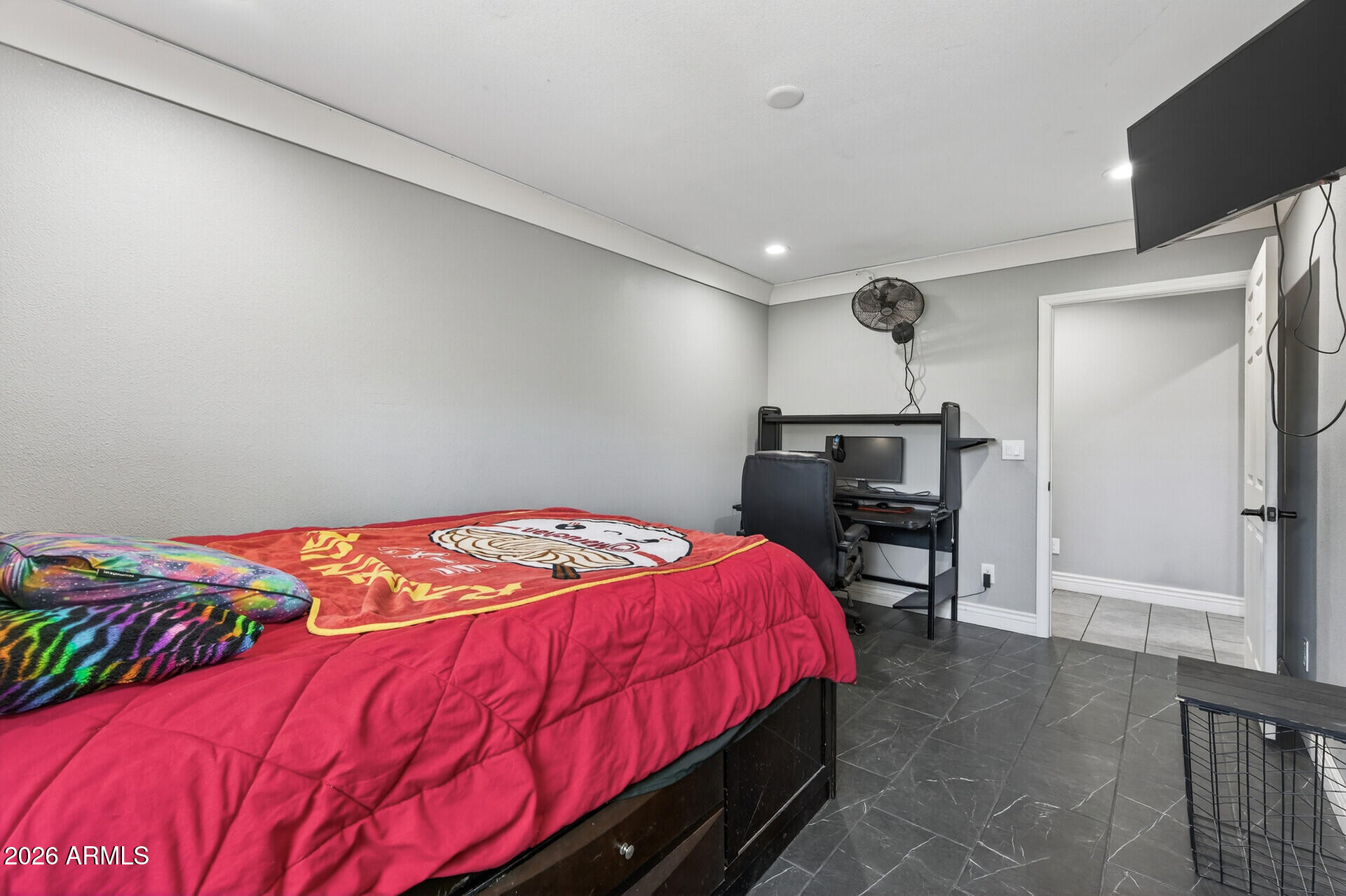 3710 E ARBOR Circle
