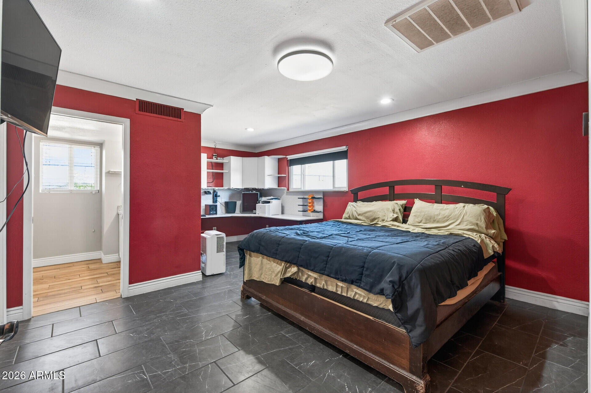 3710 E ARBOR Circle