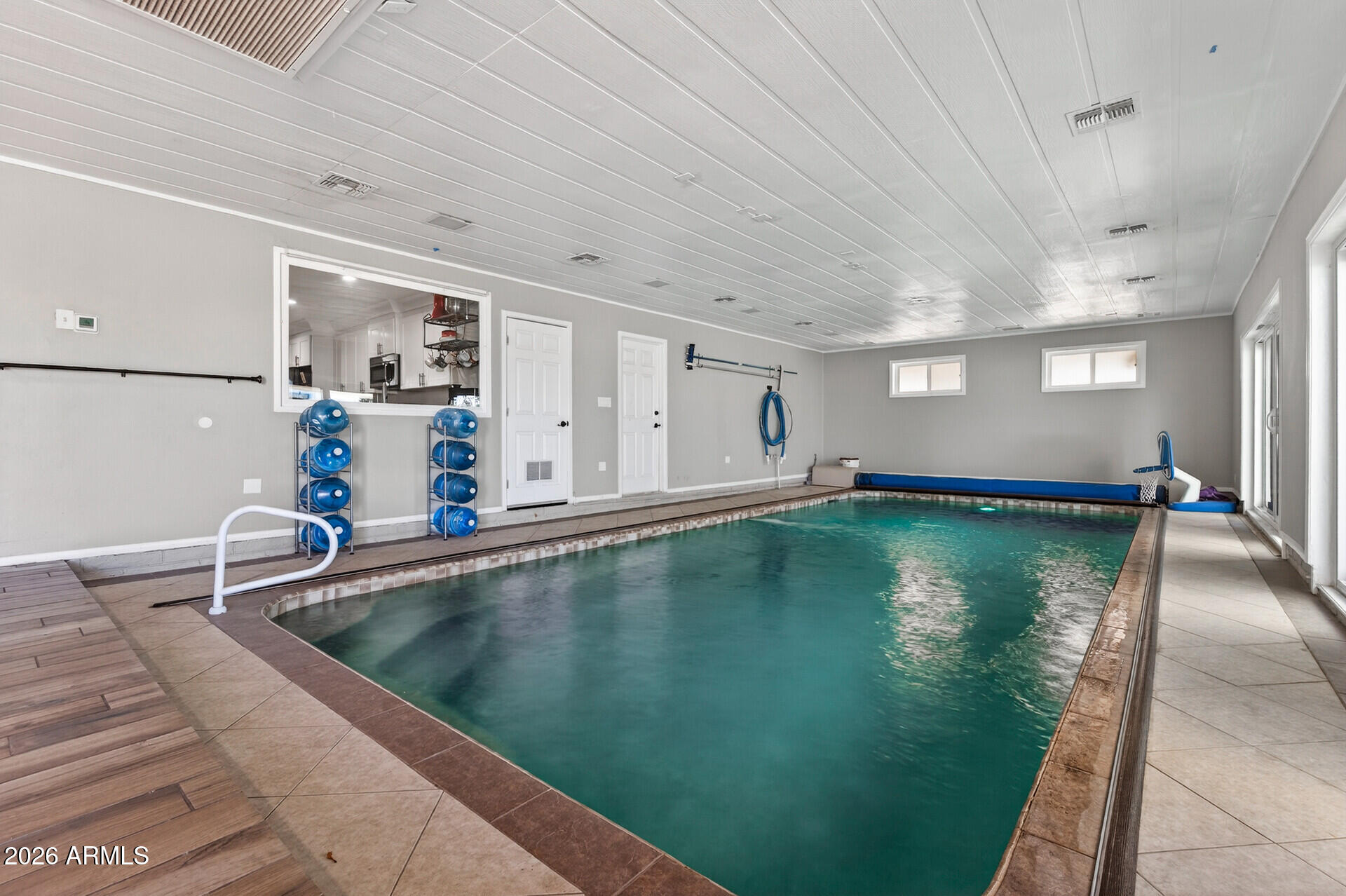 3710 E ARBOR Circle