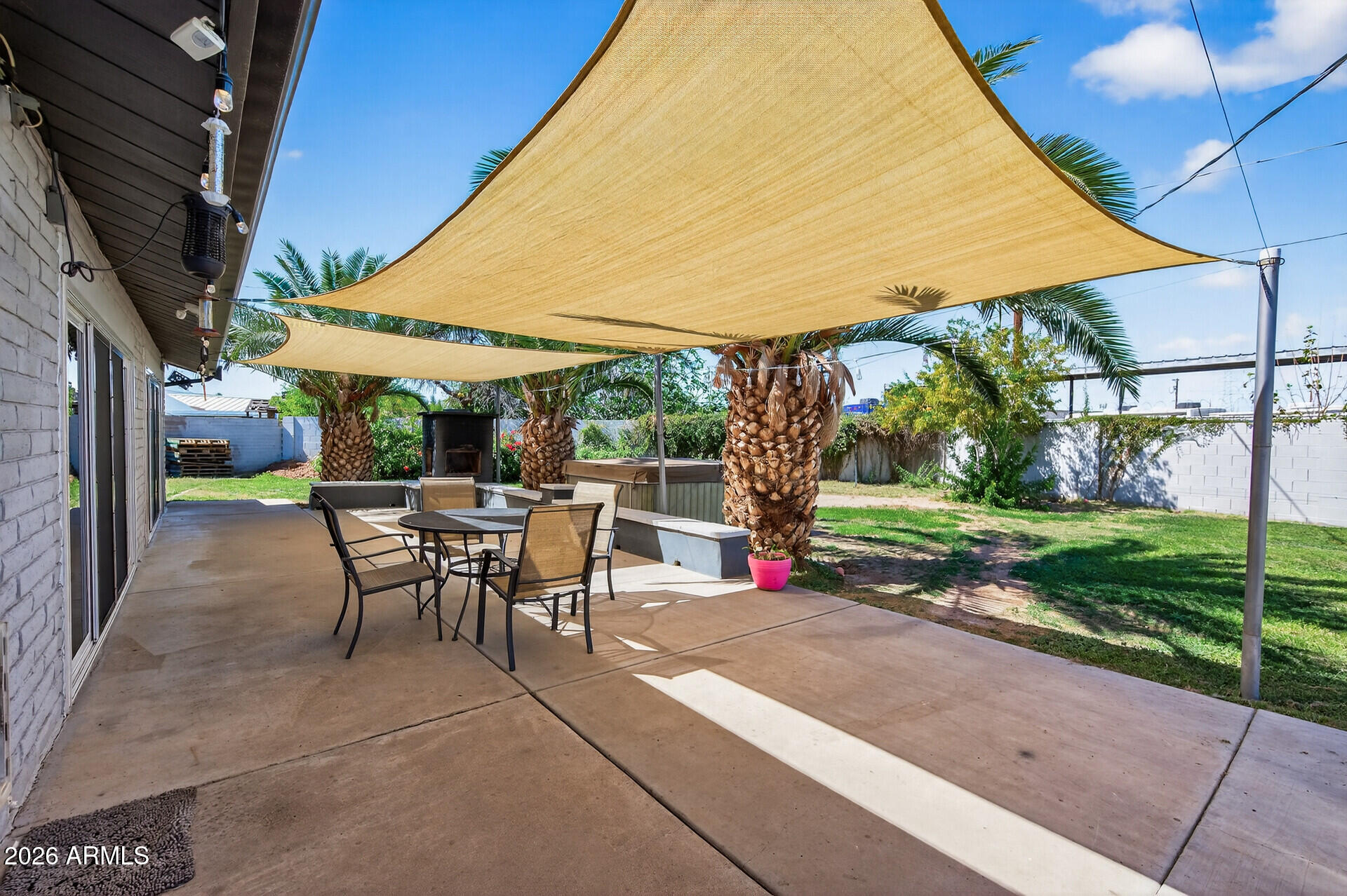 3710 E ARBOR Circle