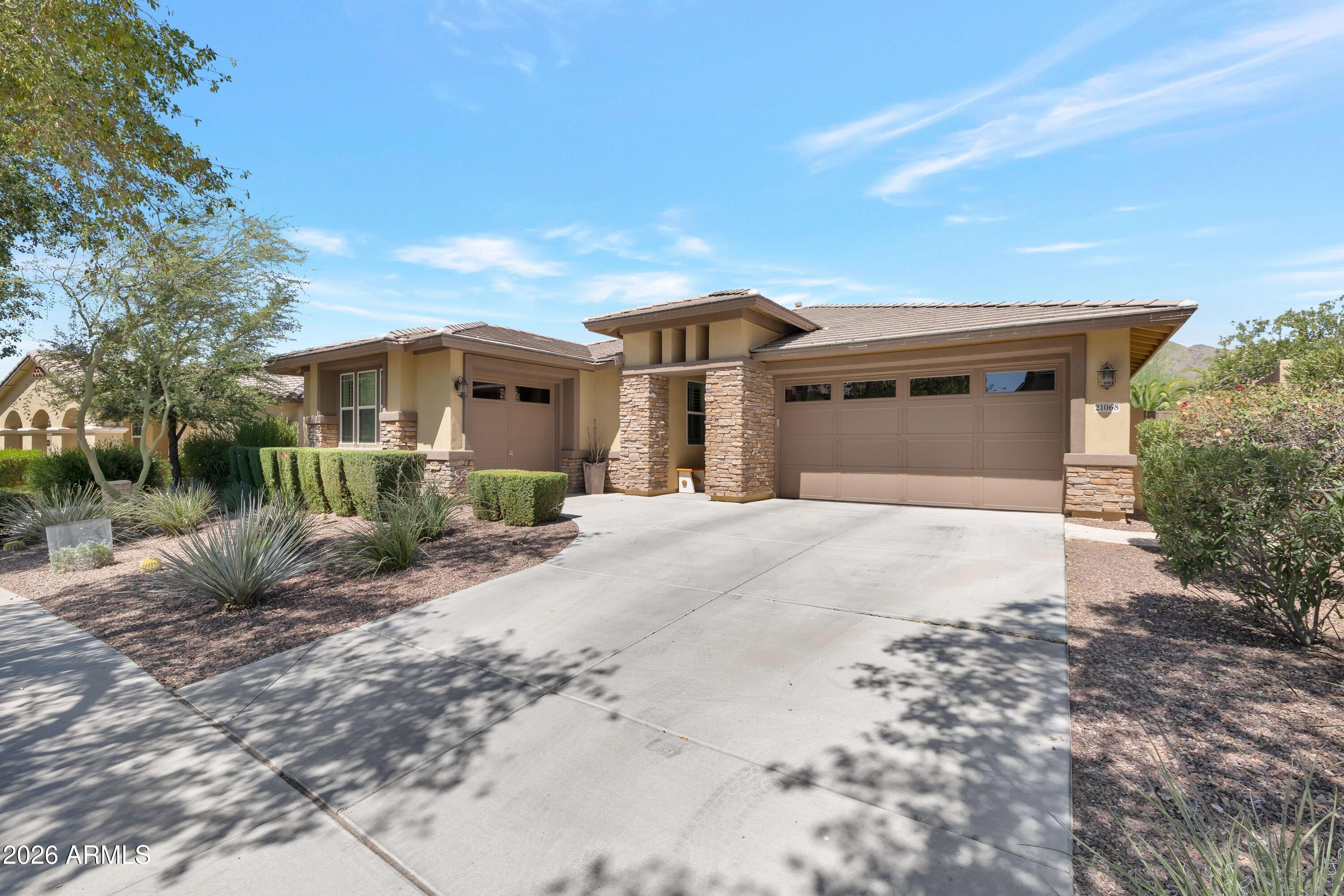 21068 W Wycliff Drive
