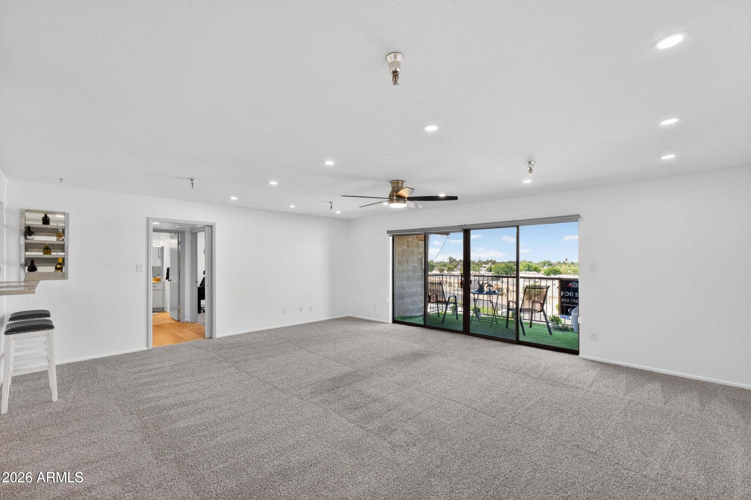 425 S Parkcrest Drive 334