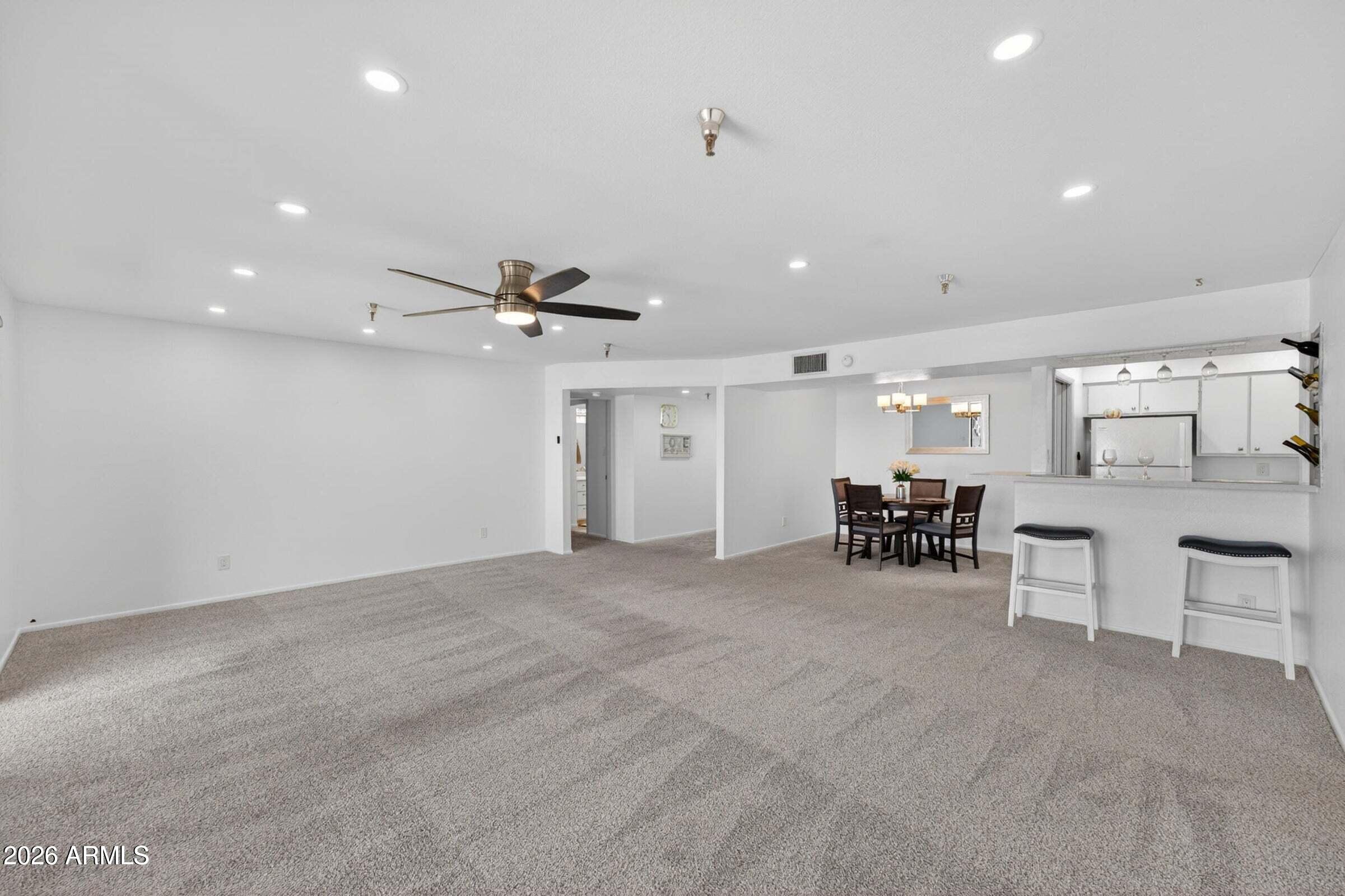 425 S Parkcrest Drive 334