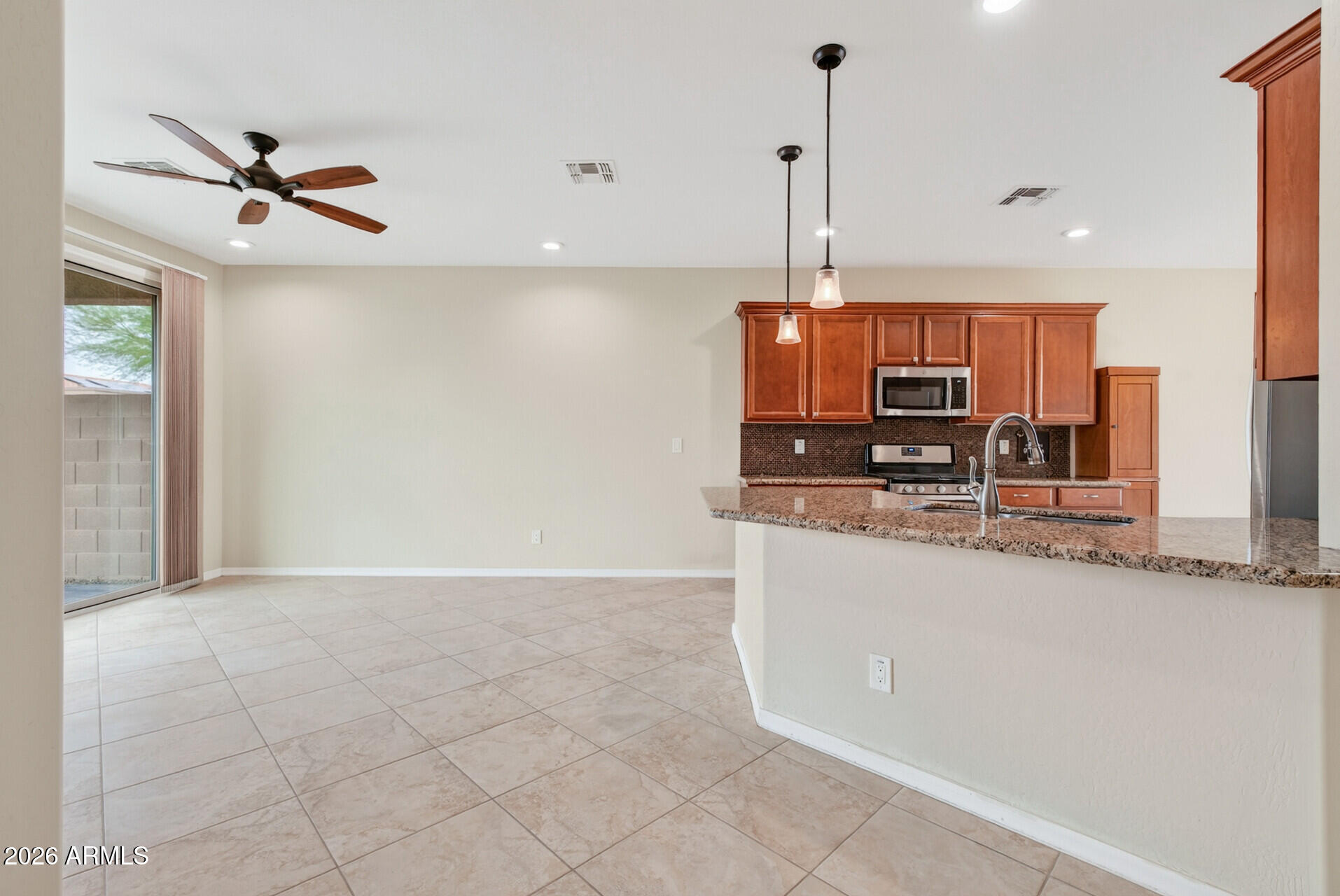 17546 W FAIRVIEW Street