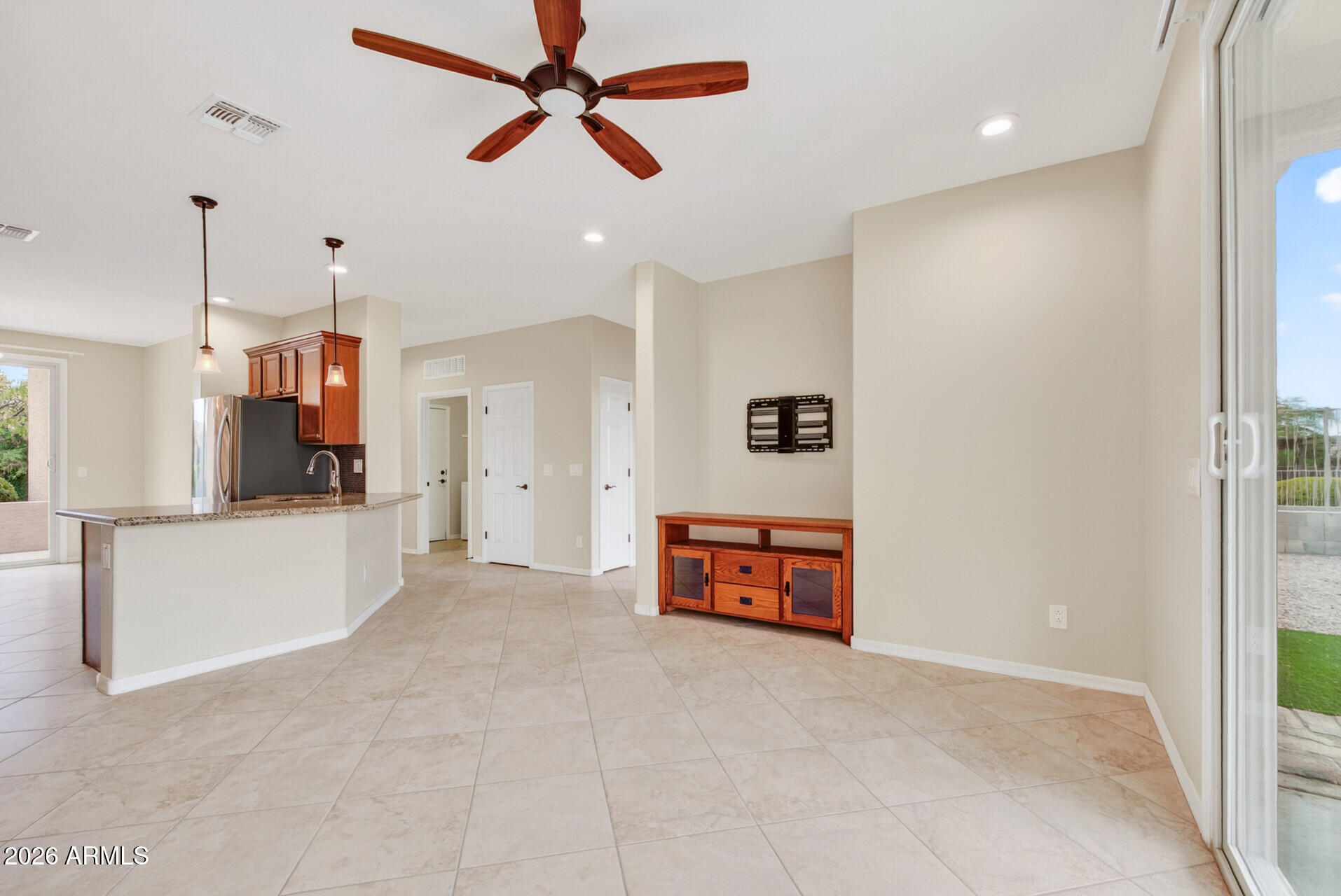 17546 W FAIRVIEW Street