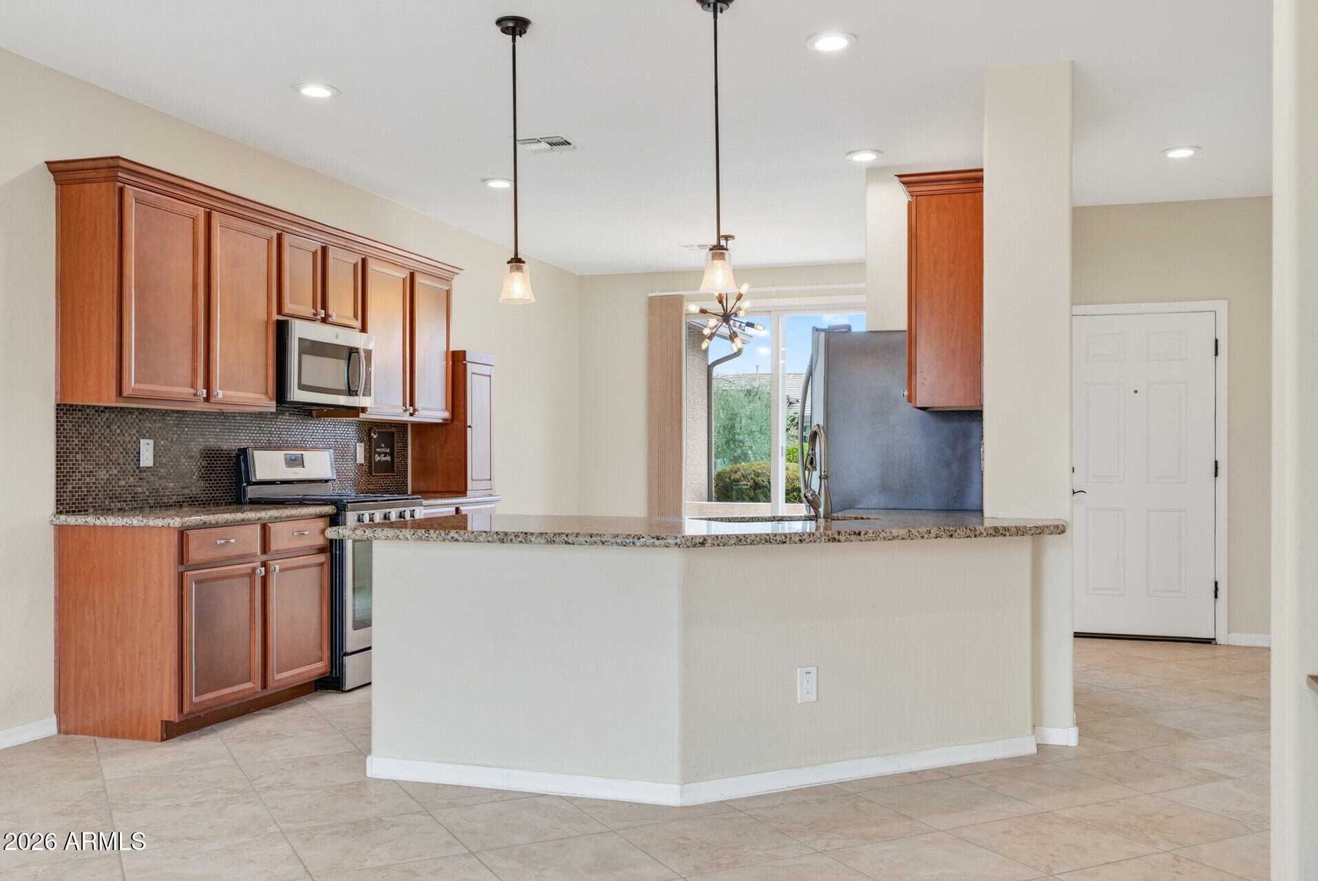 17546 W FAIRVIEW Street