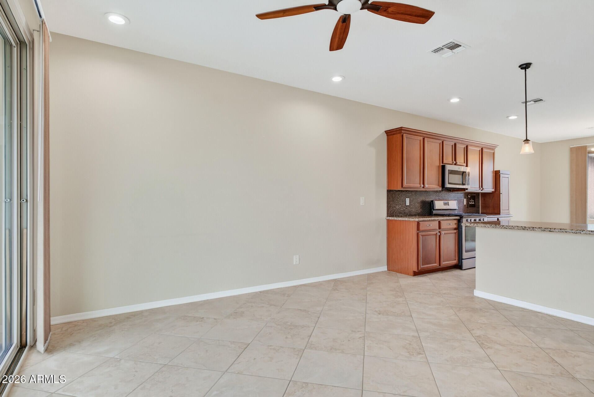 17546 W FAIRVIEW Street