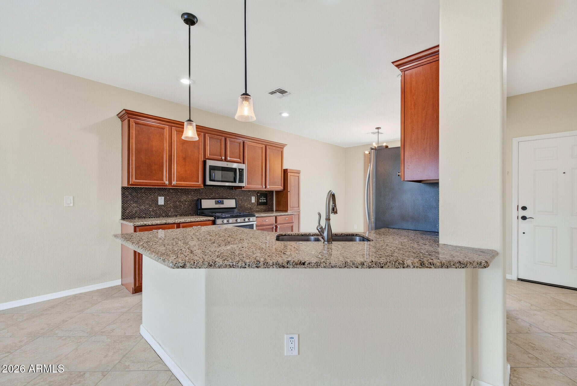 17546 W FAIRVIEW Street