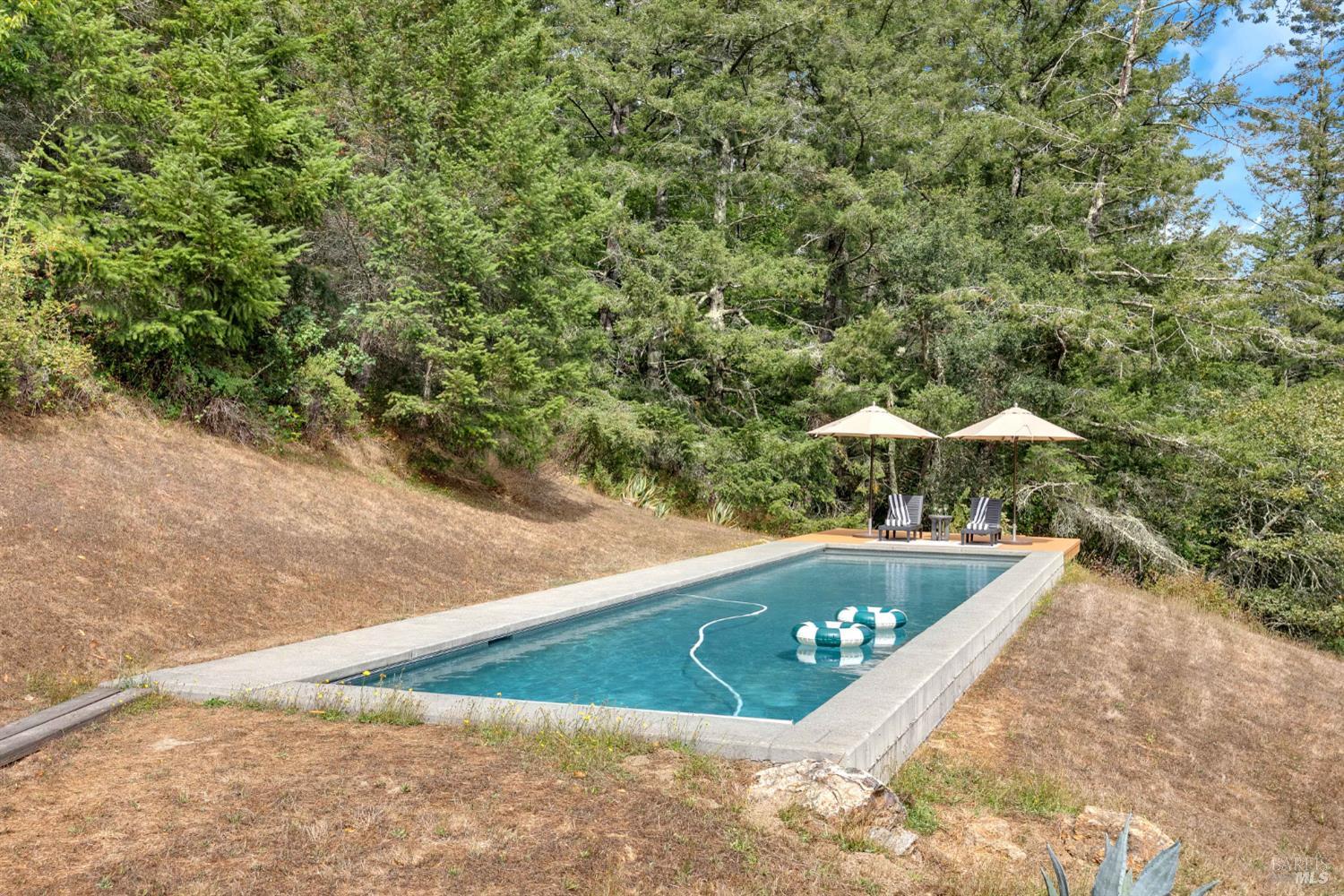 3020 Burnside Rd