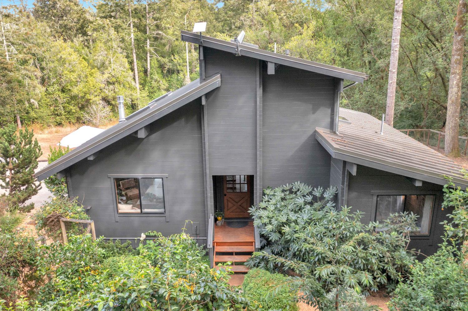 3020 Burnside Rd