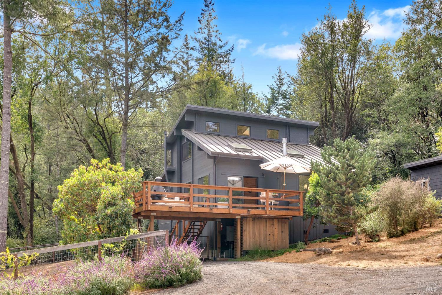 3020 Burnside Rd