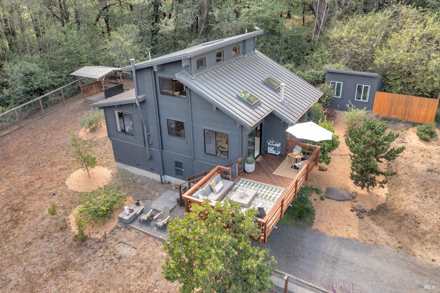 3020 Burnside Rd