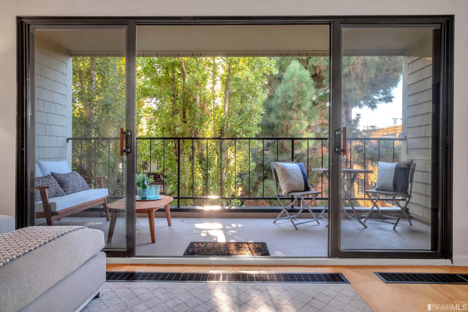 33 Midway Street Unit: 202