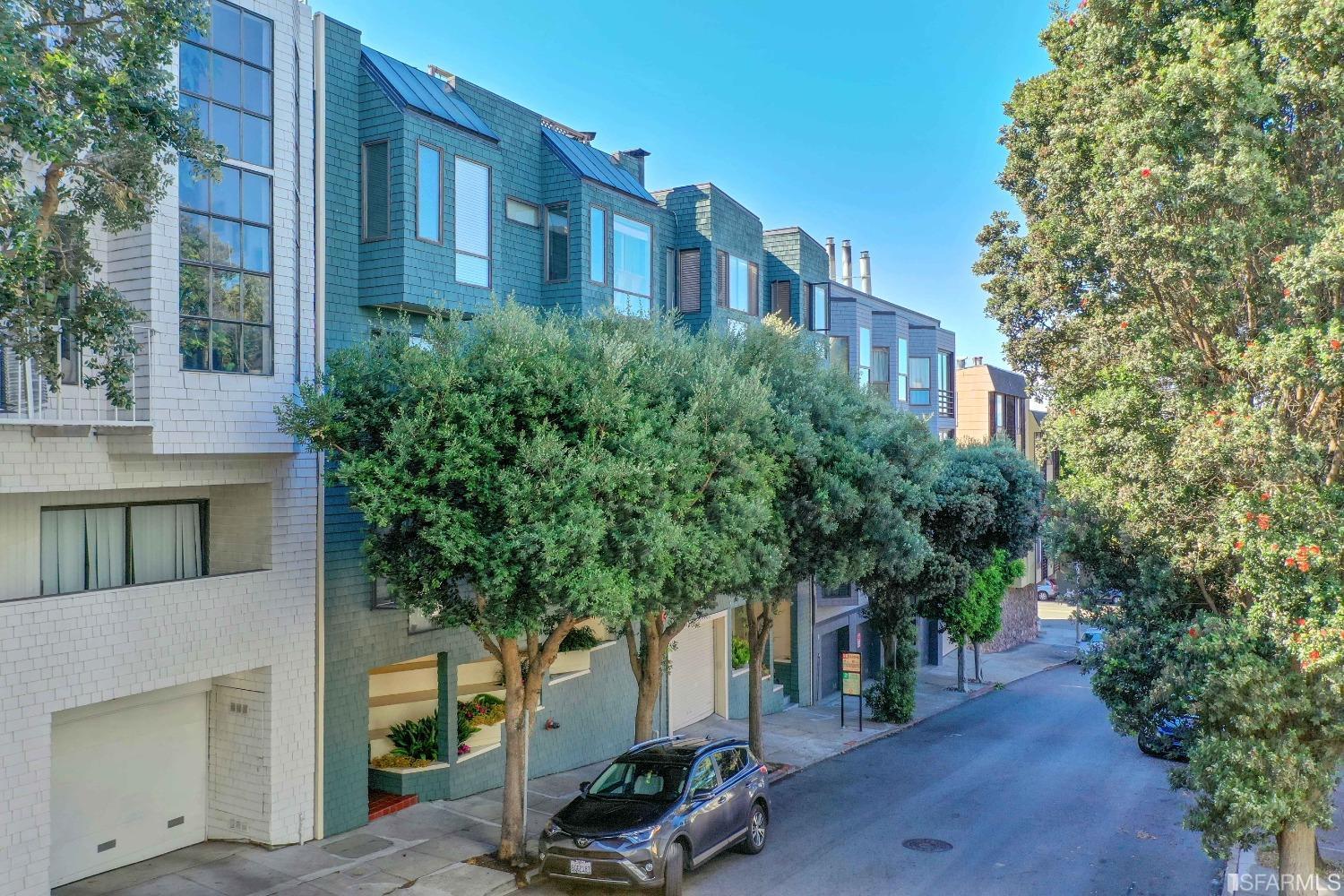 33 Midway Street Unit: 202