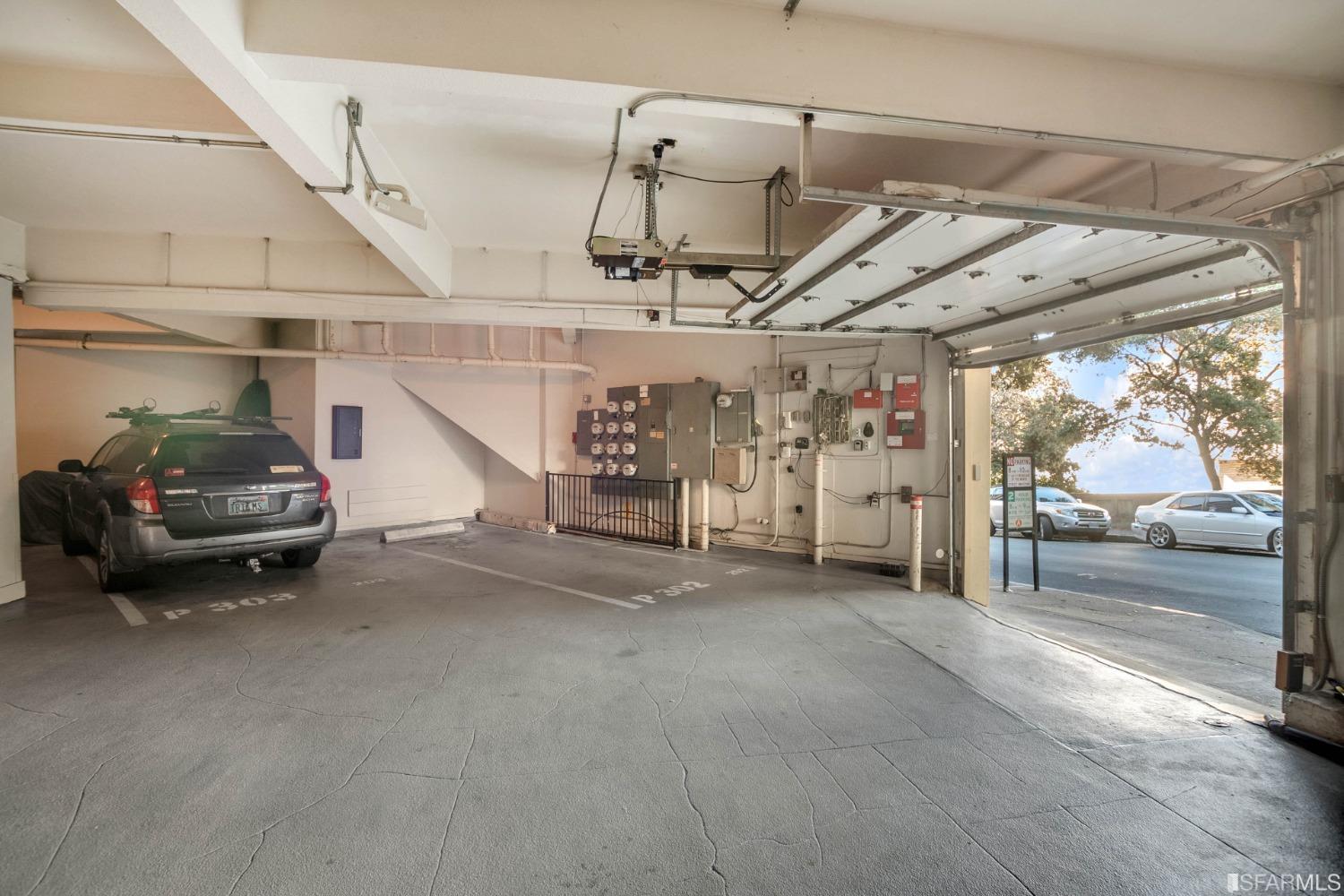 33 Midway Street Unit: 202