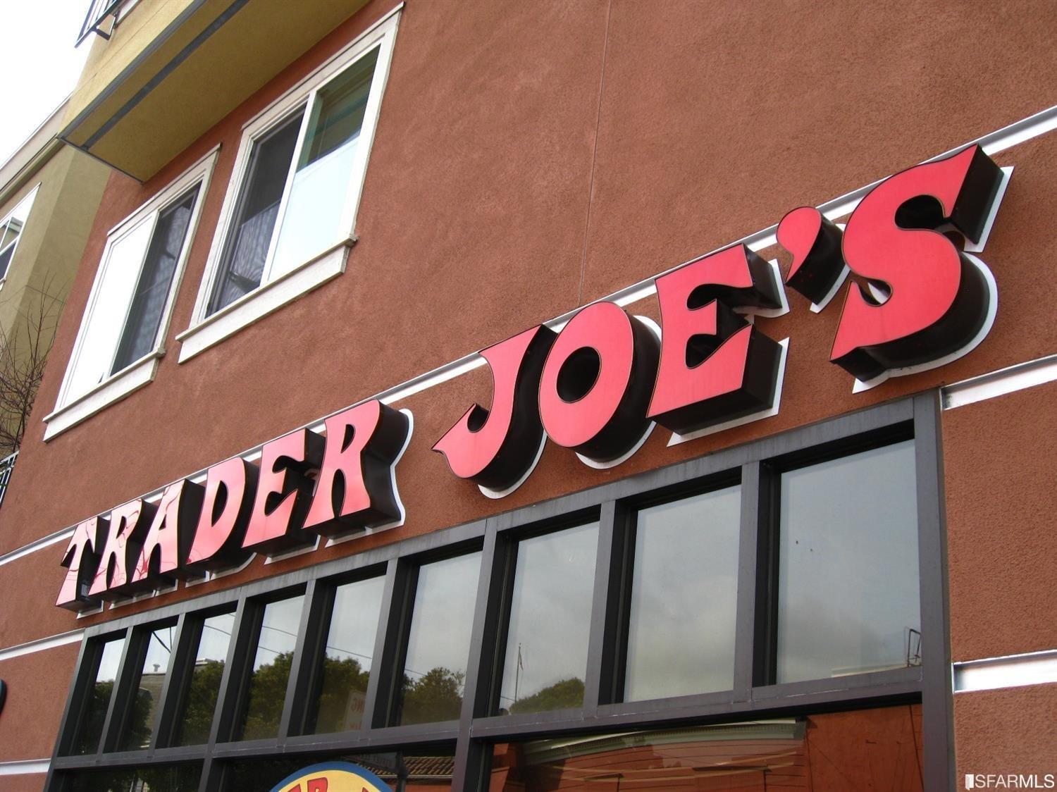 33 Midway Street Unit: 202