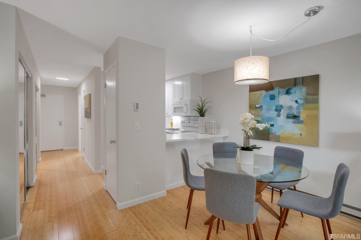 33 Midway Street Unit: 202