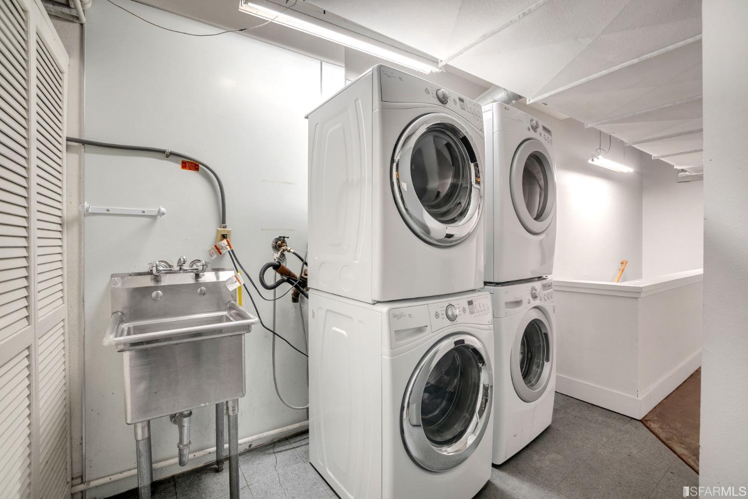 33 Midway Street Unit: 202