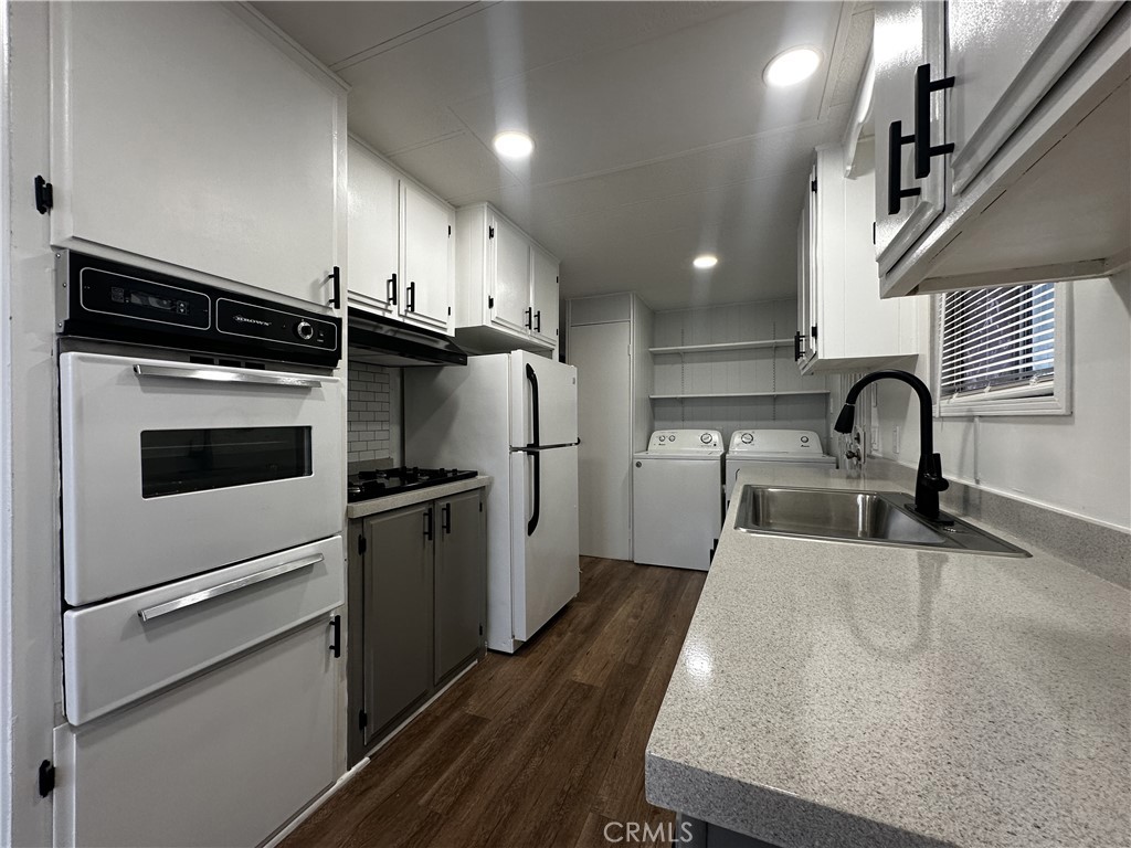 11250 Beach Boulevard 42