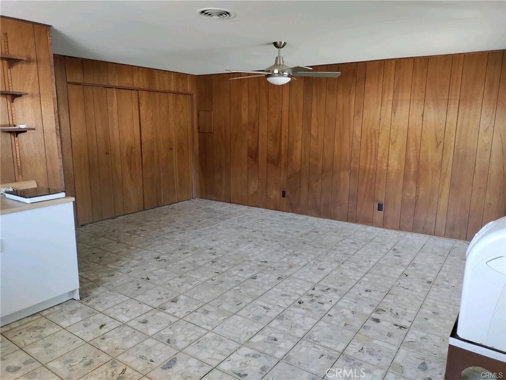 1423 E Beta Place Studio