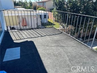 10485 La Sombra Avenue