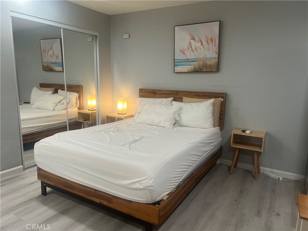 10485 La Sombra Avenue B