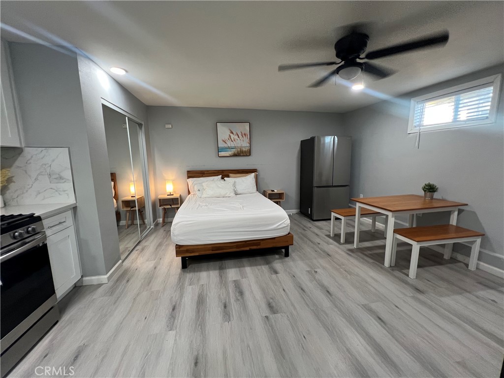 10485 La Sombra Avenue B