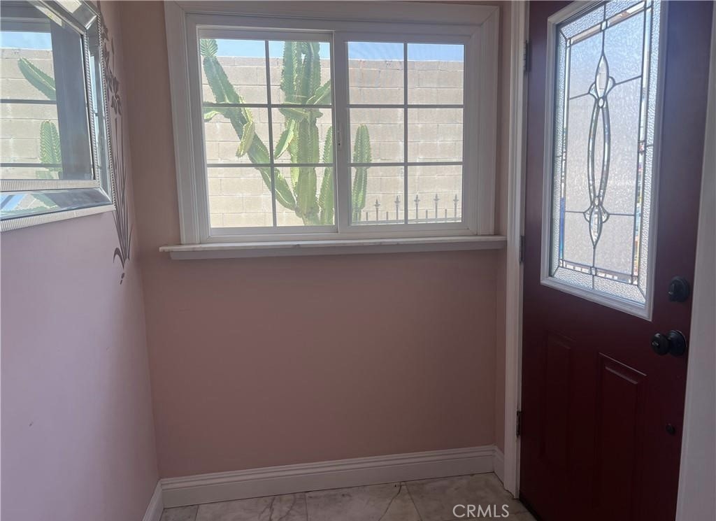 236 S Tustin