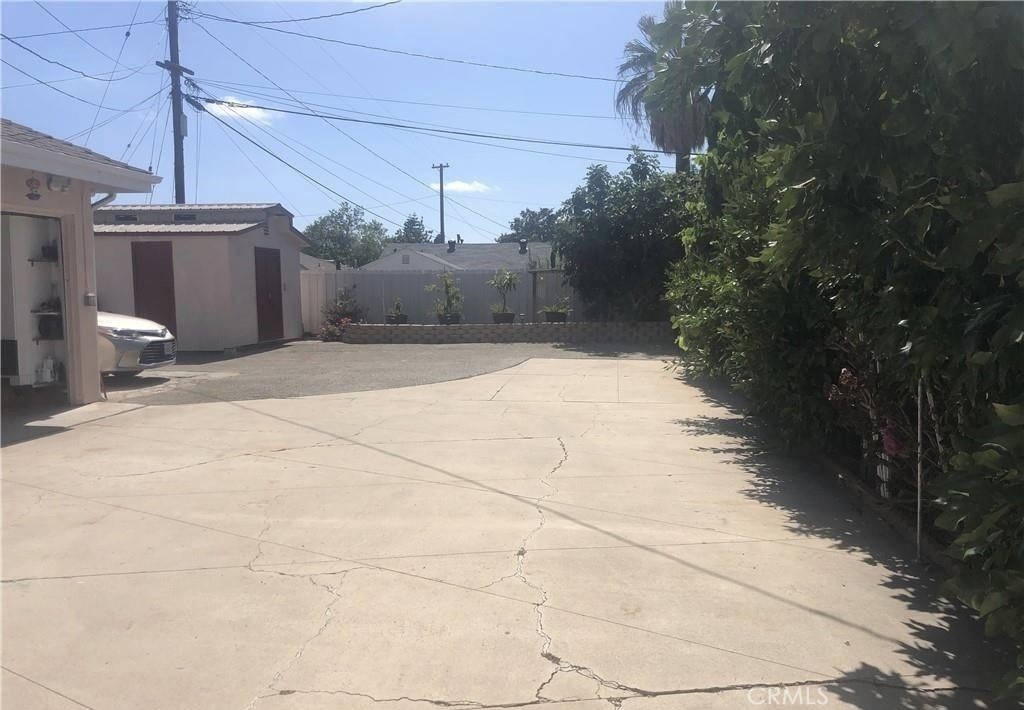 236 S Tustin
