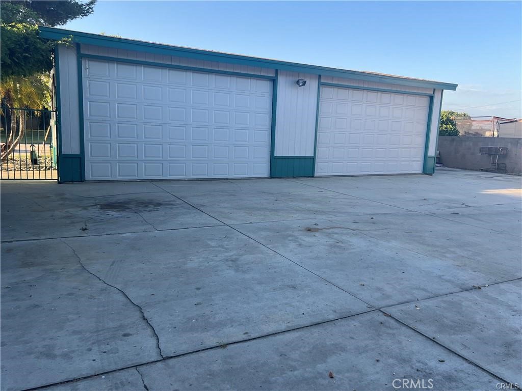 8541 Orangewood