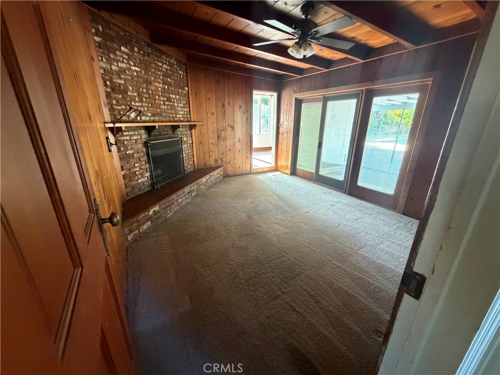 8541 Orangewood