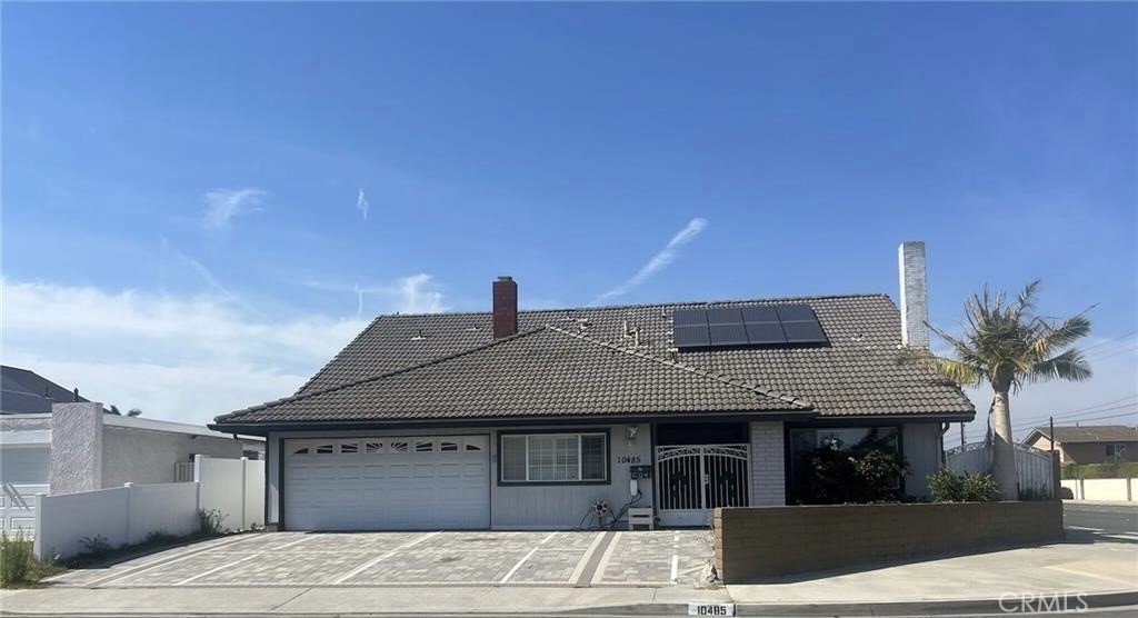 10485 La Sombra Avenue Fountain Valley Ca Us 92708 Pw26230235